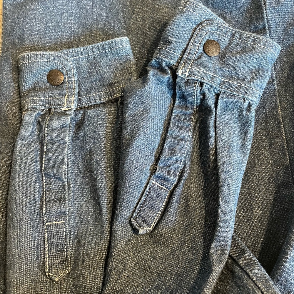 TYCA USA Made Vintage Vermont Cotton Denim Button-Up Shirt - Picture 7 of 8